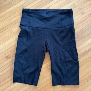 Lululemon Women's Black High-Waisted Shorts